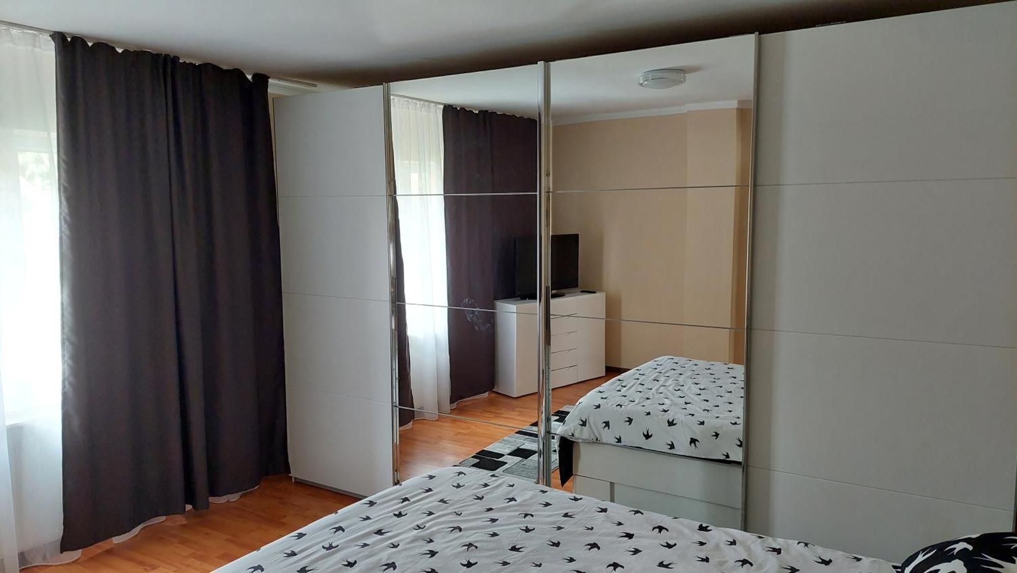 オラデアCasa Marioアパートメント エクステリア 写真